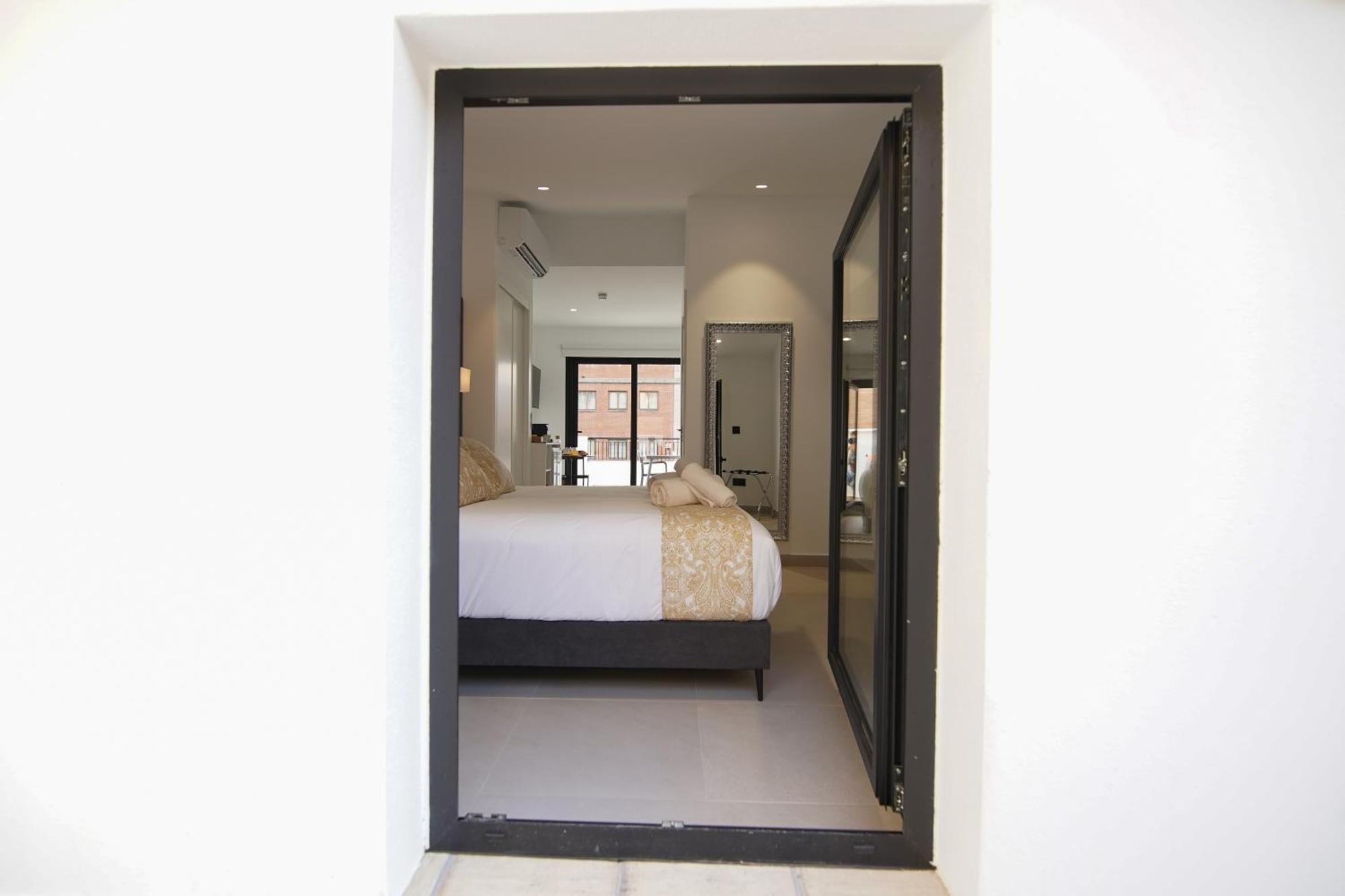 Bet Apartments - Suites Puerto Valencia Exterior photo