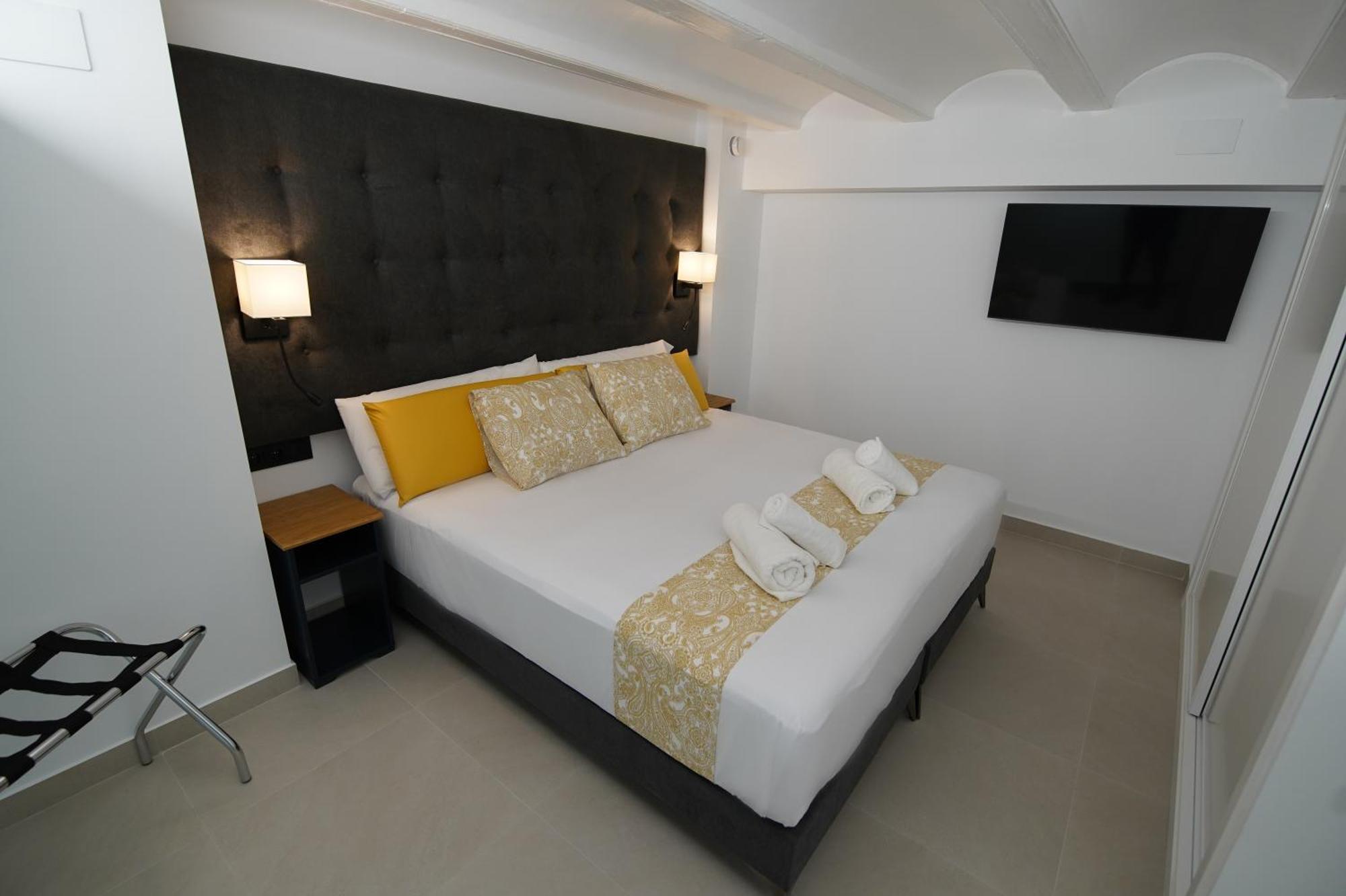 Bet Apartments - Suites Puerto Valencia Exterior photo